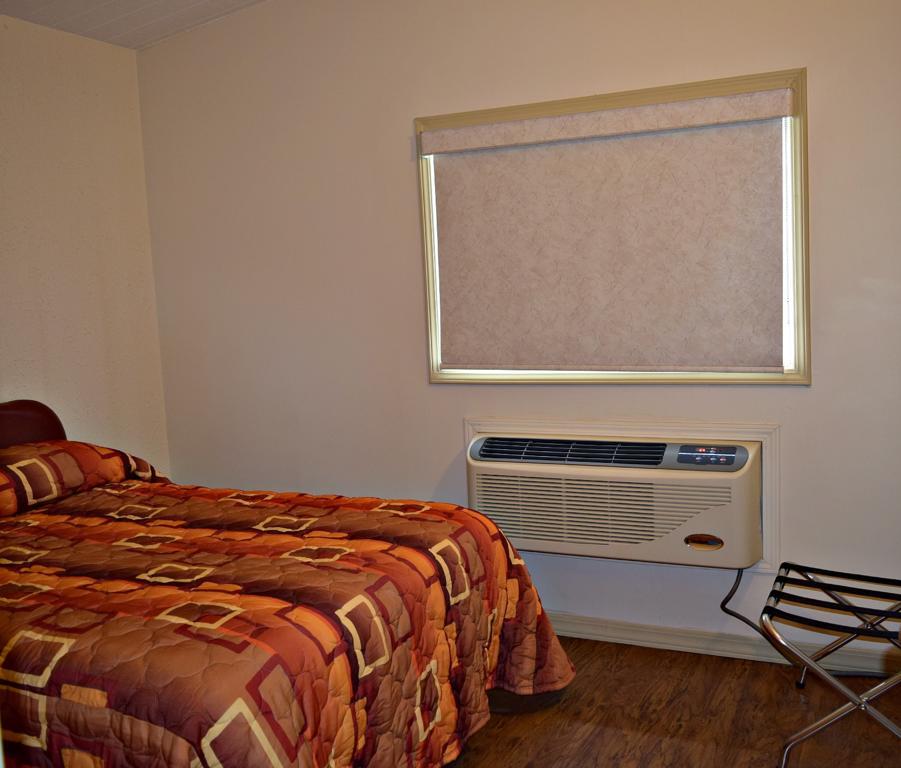 Centre Suite Inns Motel Bonnyville Номер фото