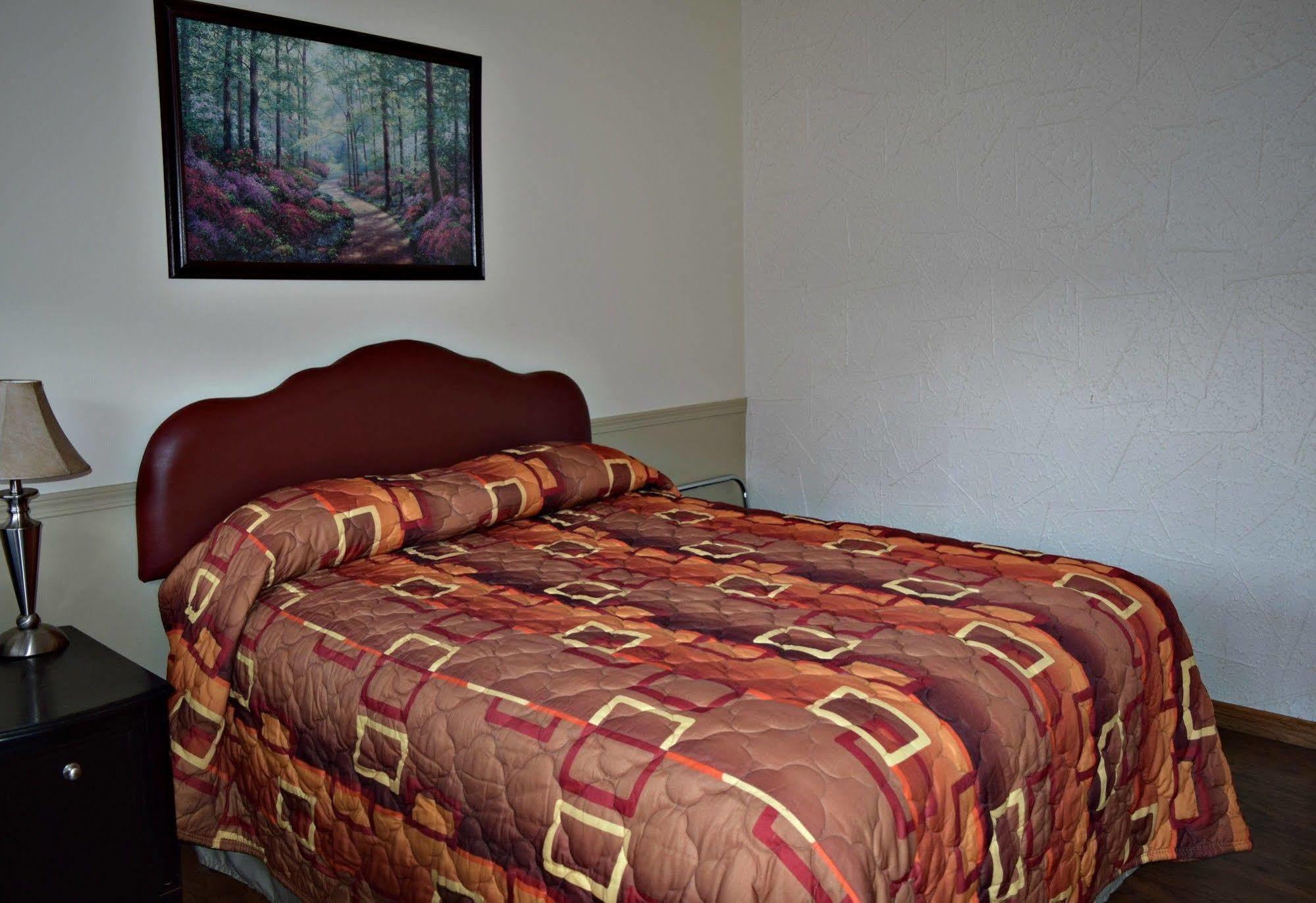 Centre Suite Inns Motel Bonnyville Экстерьер фото