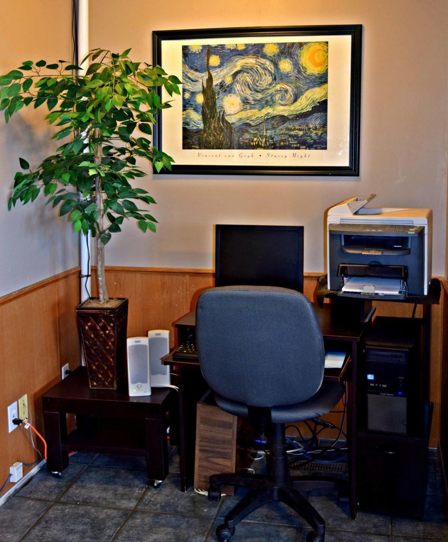 Centre Suite Inns Motel Bonnyville Экстерьер фото